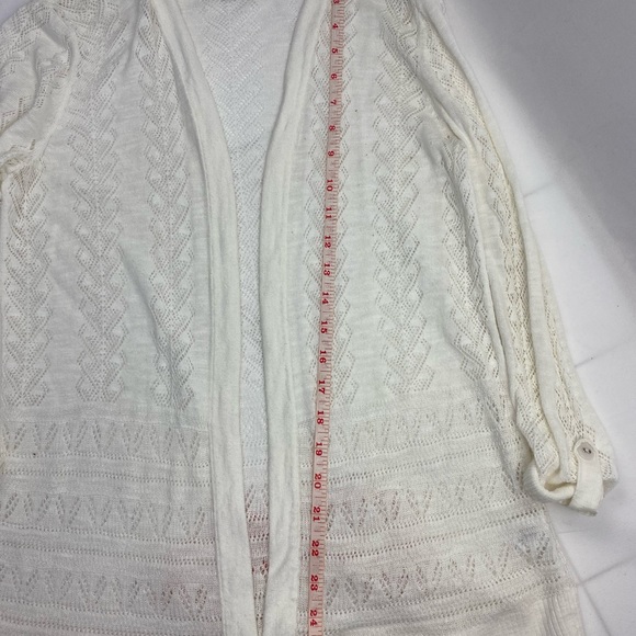 Croft & Barrow- Sweater. White. Medium. Open front . In excellent condition. - Picture 3 of 7